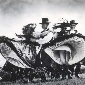 Harmonic Convergence