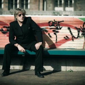 Charles and the White Trash European Blues Connection 的头像