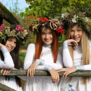 Avatar for Daria, Alina & Karina