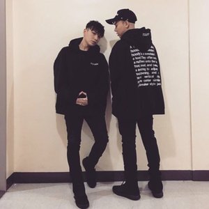 Image pour 'Simon Dominic & Loco'