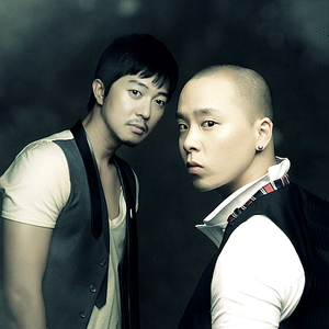 Brown Eyes photo provided by Last.fm