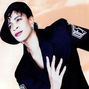 “Maureen Walsh”的封面