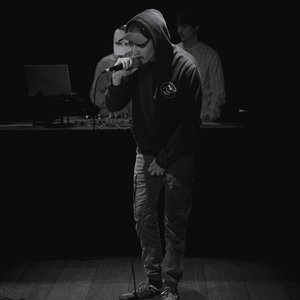 L.O 的头像