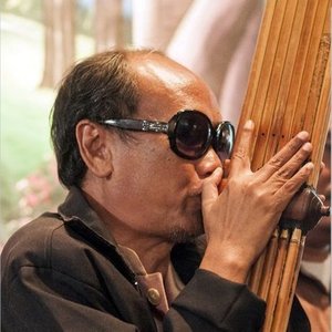 สมบัติ สิมหล้า 的头像