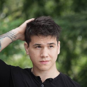 Ken Waters 的头像