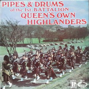 Pipes & Drums Of The 1st. Batalion Queen Own Highlanders