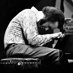 Hampton Hawes photo provided by Last.fm