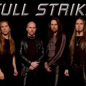 “Full Strike”的封面