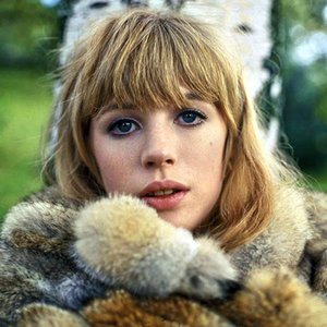 Marianne Faithfull のアバター