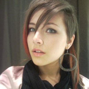 Azzja 的头像