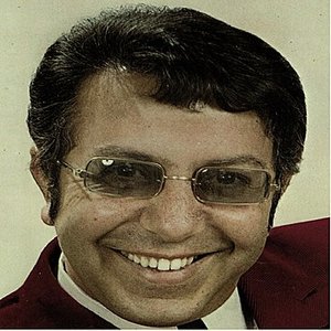 Bob Azzam - Mustapha - Zortam Music