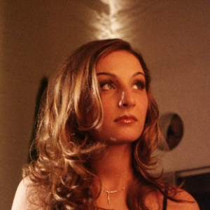 Noémi photo provided by Last.fm