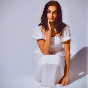 Girl In White