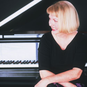 Beegie Adair photo provided by Last.fm