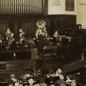 Red Nichols and His Orchestra photo provided by Last.fm