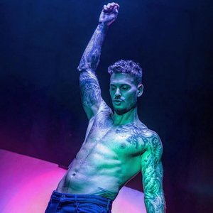 M. Pokora 的头像