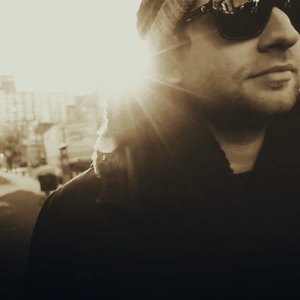 Matt Lowell 的头像