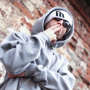 TOMMY blunt 的头像
