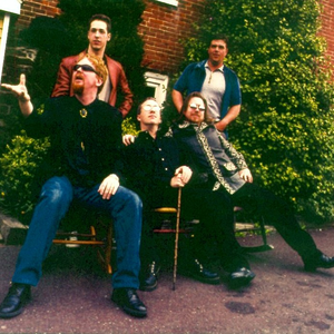 echolyn photo provided by Last.fm