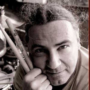 Fredy Studer, Hamid Drake, Michael Zerang 的头像