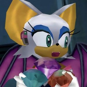 chaos emeralds // rouge