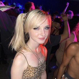 Avatar for Shauna Dean Cokeland