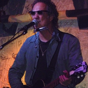 Johnny Nicholas photo provided by Last.fm