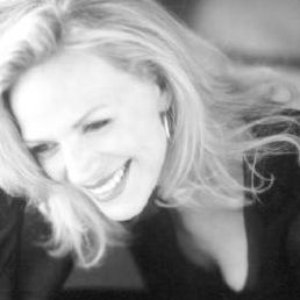 Melanie Rosales 的头像