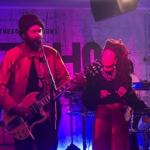 Gary Clark Jr. feat. Valerie June 的头像