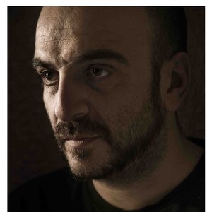 DJ Oil için avatar