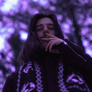 Yung Curve 的头像