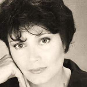 Πόπη Αστεριάδη photo provided by Last.fm