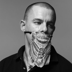 Alexander McQueen 的头像