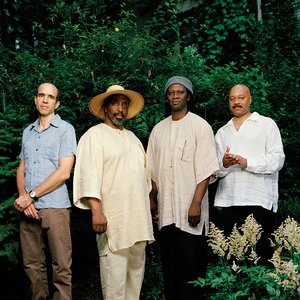 William Parker / Hamid Drake / Rob Brown / Lewis Barnes 的头像