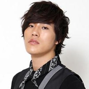 “Lee Hyun (8Eight)”的封面