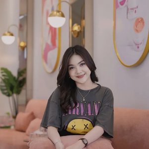 Dinda Theratu 的头像