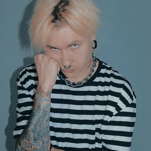 tittygraveyard 的头像