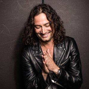 Constantine Maroulis のアバター