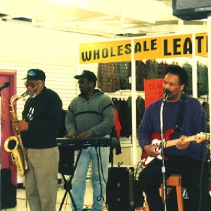 Little Buster & The Soul Brothers 的头像