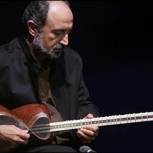 Dariush Talaii için avatar