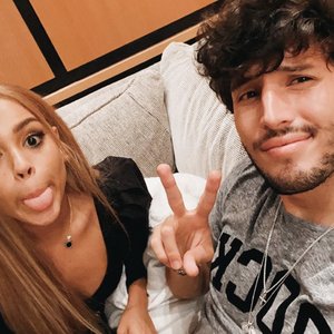 Danna Paola, Sebastián Yatra 的头像