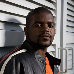 Chikezie için avatar