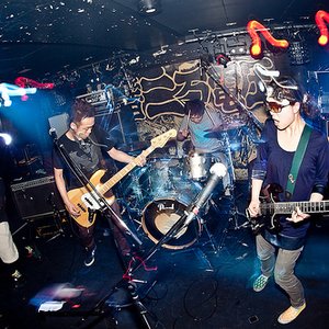 Miracle Afro Public 的头像