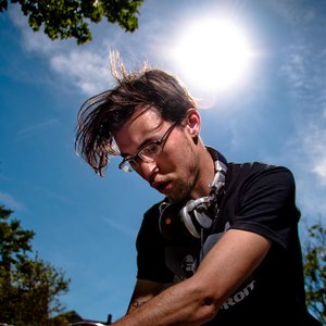 J-Stat 的头像
