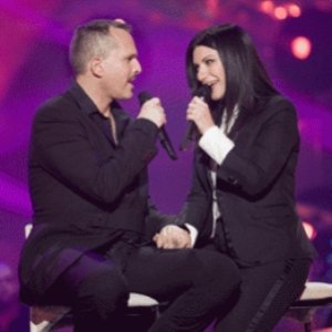 Miguel Bosé con Laura Pausini için avatar