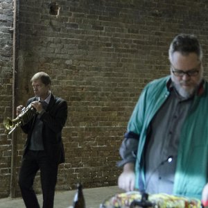 Axel Dörner & Richard Scott 的头像
