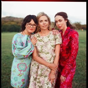 I’m With Her, Sarah Jarosz, Aoife O’Donovan, Sara Watkins 的头像
