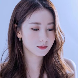 WINee 위니 的头像