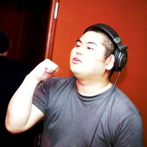 トウキョウタワーヅ 的头像