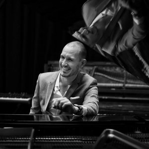 Avatar for Elliott Wheeler